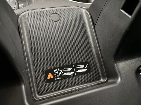 New 2026 GMC Sierra 1500 Elevation w/ Preferred Package image 30