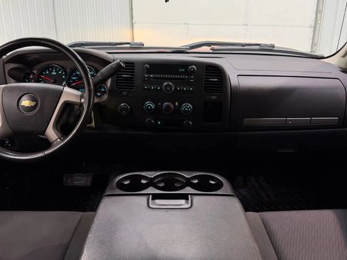 Used 2011 Chevrolet Silverado 2500 LT image 13