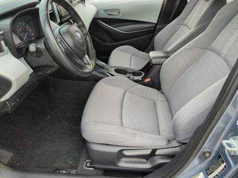Used 2025 Toyota Corolla SE FWD image 15