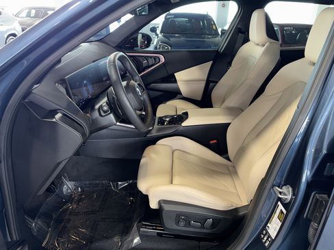 Certified 2025 BMW X3 xDrive30i w/ Premium Package image 19