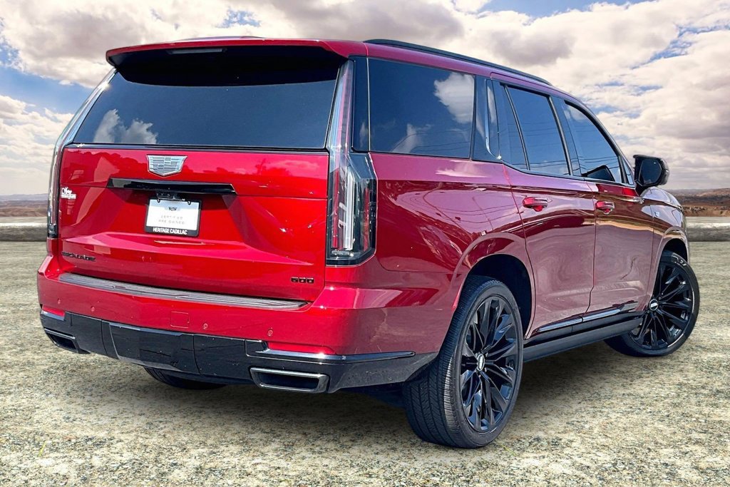 Used 2025 Cadillac Escalade Sport Platinum w/ LPO, ONYX Package AWD/4WD image 5