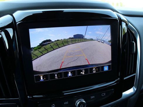 Used 2023 Chevrolet Traverse Premier w/ Redline Edition AWD/4WD image 16