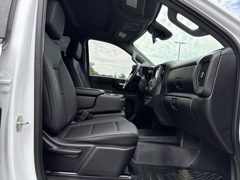 Used 2024 Chevrolet Silverado 3500 W/T AWD/4WD image 29