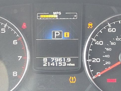 Used 2013 Subaru Outback 2.5i Limited w/ Moonroof Pkg AWD/4WD image 41