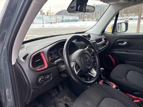 Used 2015 Jeep Renegade Trailhawk w/ Cold Weather Group image 13