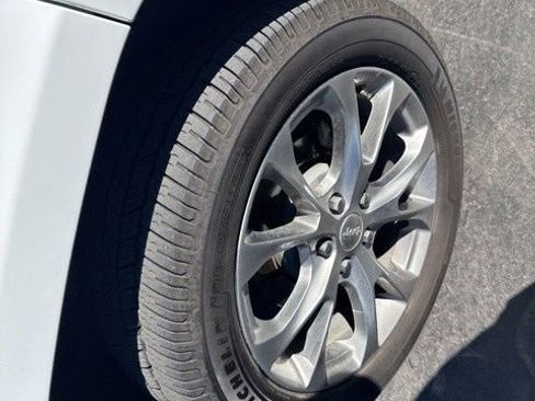 Used 2019 Jeep Grand Cherokee Summit w/ Platinum Series Group AWD/4WD image 6