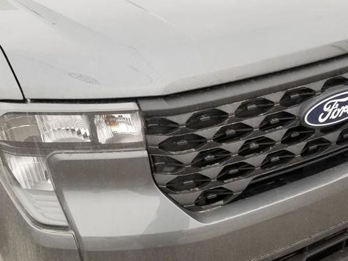 New 2026 Ford Maverick XLT AWD/4WD image 11