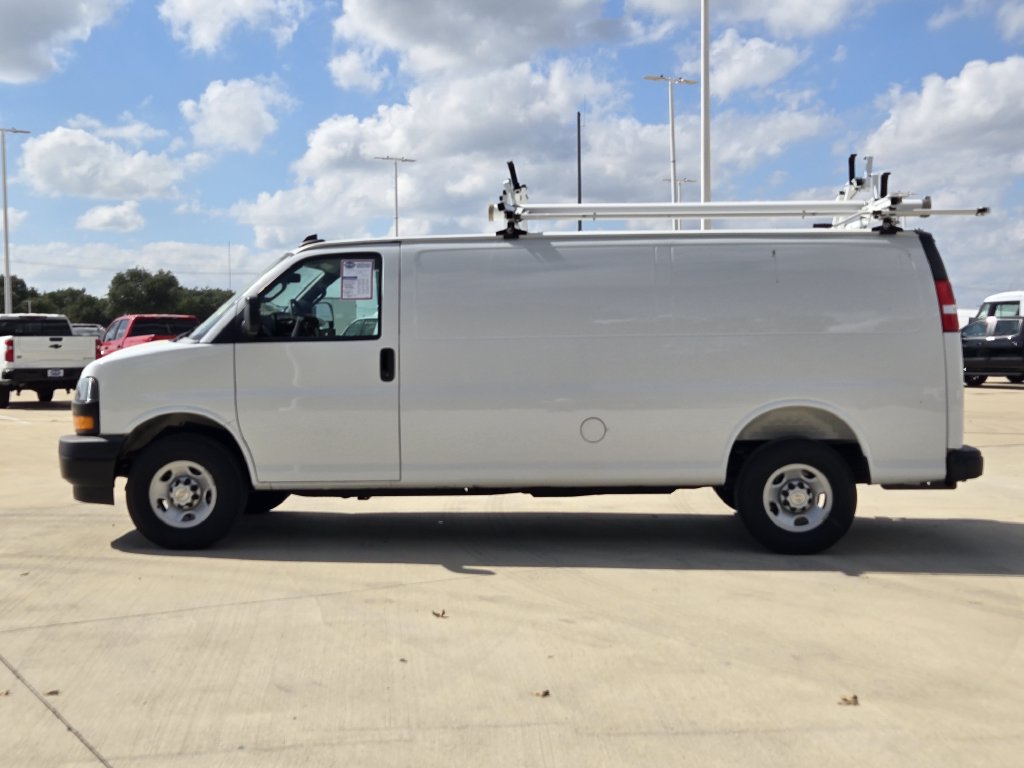 Used 2025 Chevrolet Express 2500 Extended w/ Communications Package RWD image 4