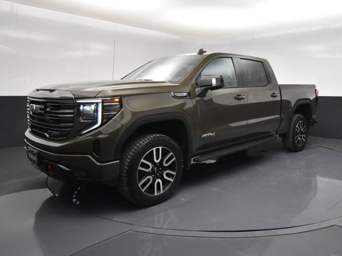 Used 2023 GMC Sierra 1500 AT4 w/ AT4 Premium Package image 2