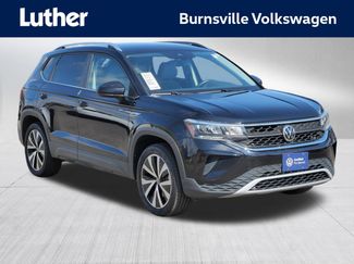 Certified 2022 Volkswagen Taos SE video 1