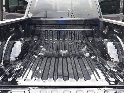 Used 2024 Ford F350 Platinum w/ Tremor Off-Road Package AWD/4WD image 34