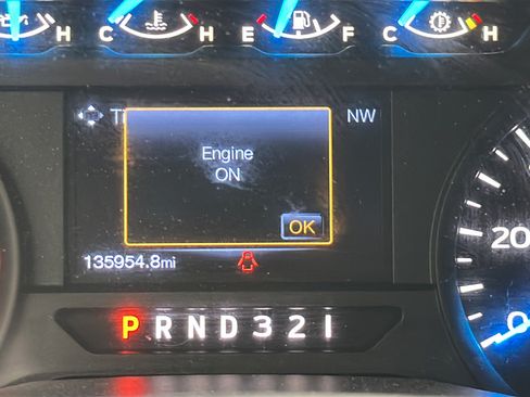 Used 2016 Ford F150 XL w/ Equipment Group 101A Mid RWD image 19