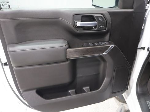 Used 2020 Chevrolet Silverado 1500 LTZ w/ LTZ Plus Package AWD/4WD image 14