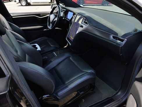 Used 2016 Tesla Model X 90D AWD/4WD image 34