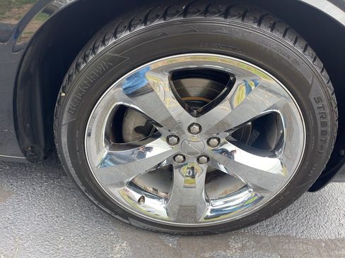 Used 2014 Dodge Challenger R/T image 24