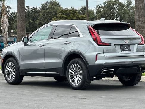 Used 2024 Cadillac XT4 Premium Luxury AWD/4WD image 6