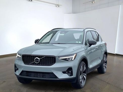 New 2026 Volvo XC40 B5 Plus w/ Protection Package Premier AWD/4WD image 1