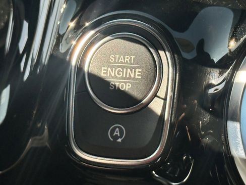 New 2025 Mercedes-Benz GLA 35 AMG 4MATIC image 28