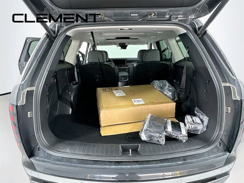 Used 2026 Hyundai Palisade Limited image 11