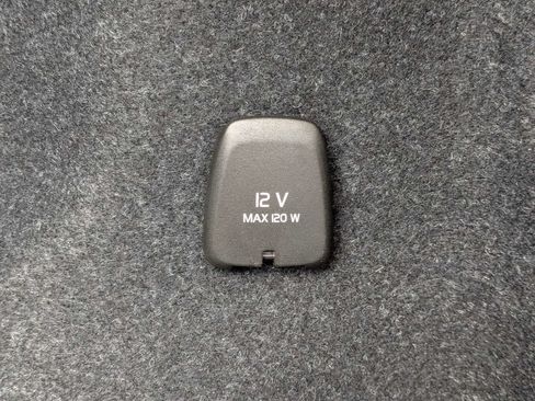 Certified 2023 Volvo XC40 Recharge Plus AWD/4WD image 14