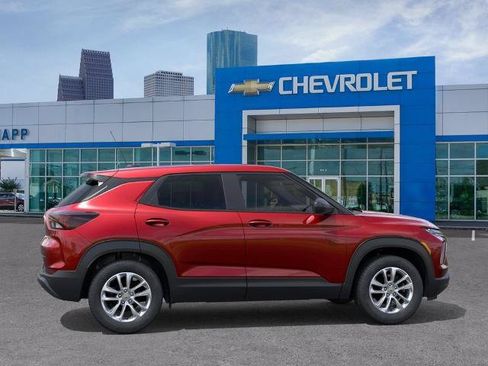New 2026 Chevrolet TrailBlazer LS w/ LS Convenience Package FWD image 5