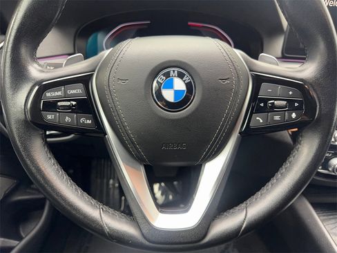 Used 2022 BMW 530i w/ Premium Package image 57