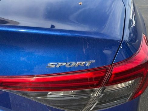 Used 2024 Honda Civic Sport image 11