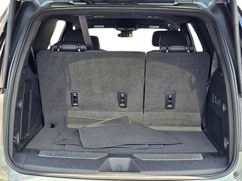 Used 2024 Chevrolet Tahoe Premier image 41