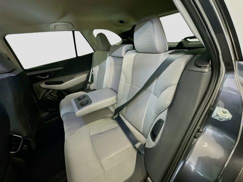 Used 2025 Subaru Outback Premium w/ Popular Package #1A image 30