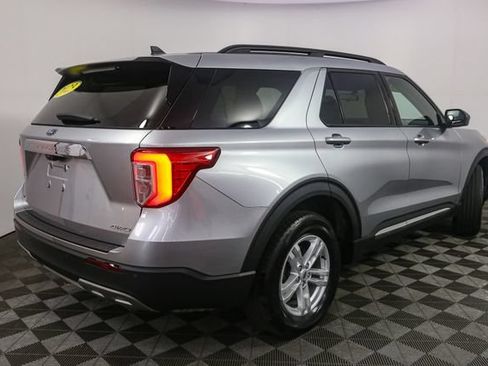 Used 2023 Ford Explorer XLT w/ Equipment Group 202A AWD/4WD image 13