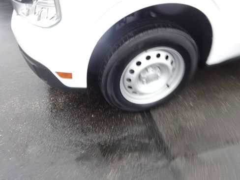 Used 2022 Ford Maverick XL image 4