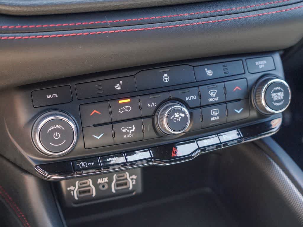 Certified 2025 Dodge Durango GT RWD image 21