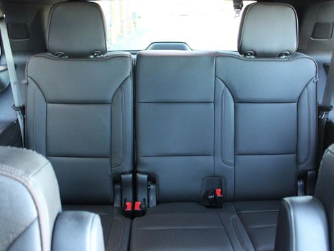 Used 2021 Chevrolet Tahoe High Country w/ Premium Package image 44