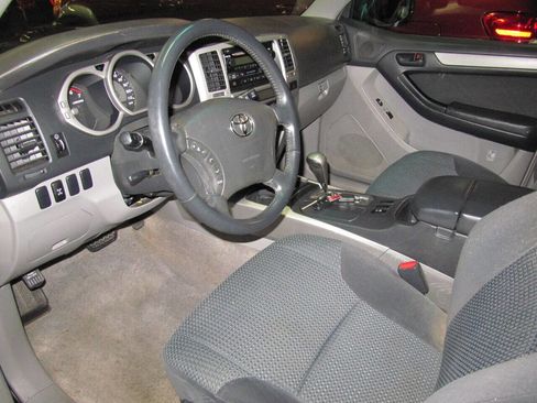 Used 2003 Toyota 4Runner Sport AWD/4WD image 15