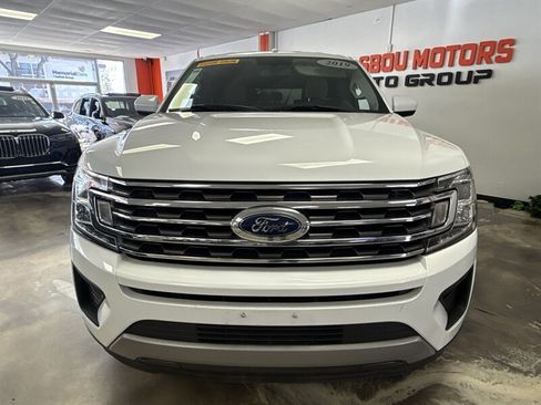 Used 2019 Ford Expedition Max XLT RWD image 2