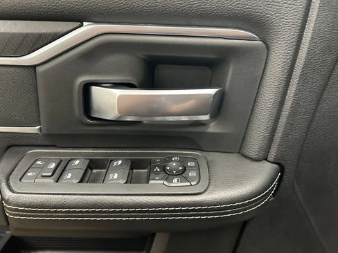 Certified 2025 RAM 2500 Big Horn AWD/4WD image 15