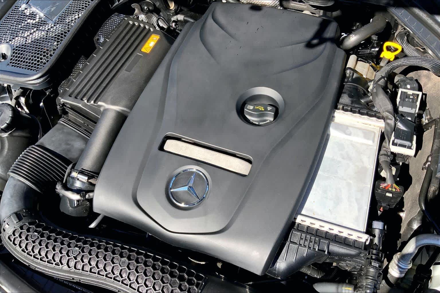 Used 2018 Mercedes-Benz C 300 4MATIC Sedan image 33