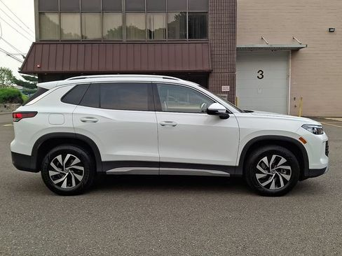 Certified 2026 Volkswagen Tiguan S AWD/4WD image 12