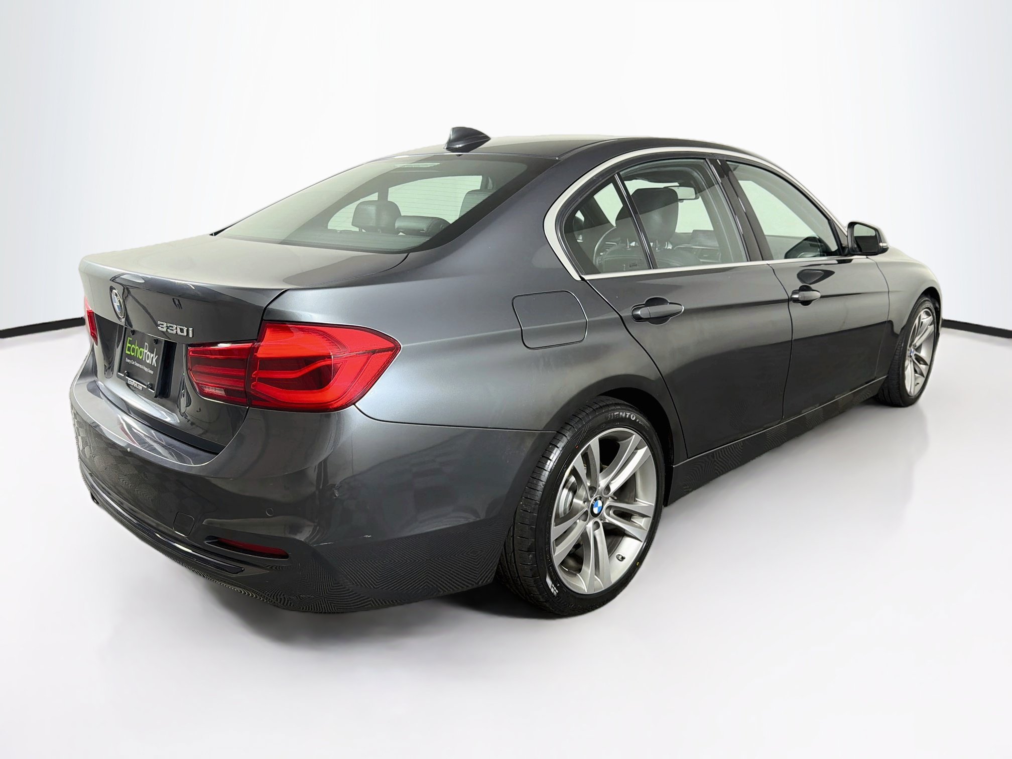 Used 2017 BMW 330i Sedan RWD image 9