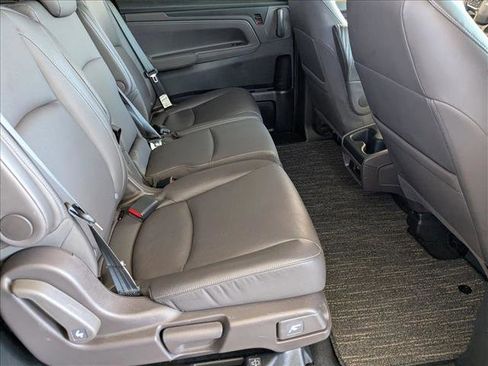 Used 2023 Honda Odyssey EX-L image 19