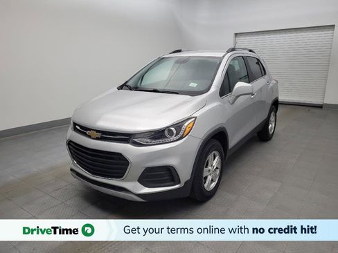 Used 2019 Chevrolet Trax LT w/ LT Convenience Package image 1
