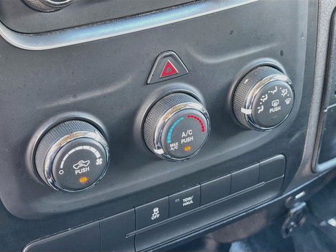 Used 2022 RAM 1500 Tradesman AWD/4WD image 15