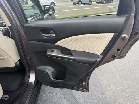 Used 2016 Honda CR-V EX image 17