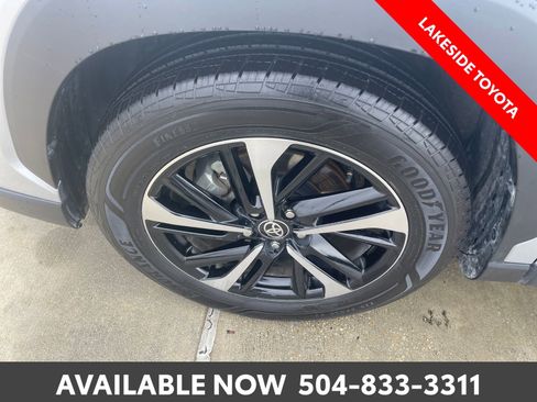 Used 2024 Toyota Corolla Cross AWD Hybrid w/ Convenience Package image 13