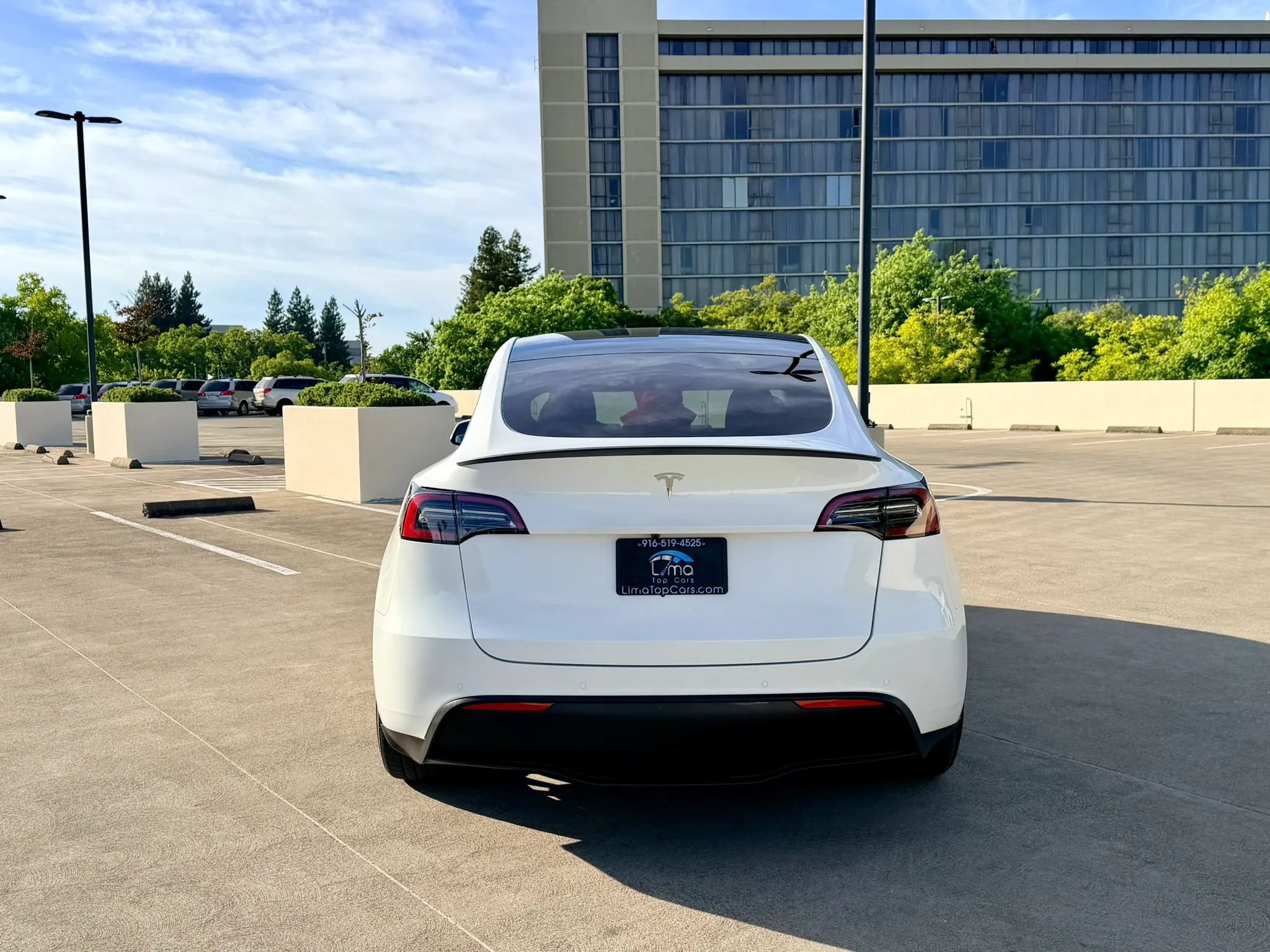 Used 2022 Tesla Model Y Performance AWD/4WD image 7