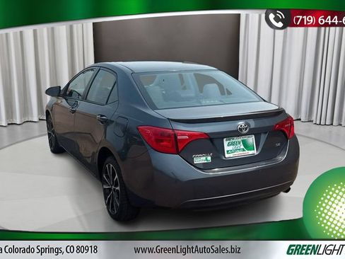 Used 2017 Toyota Corolla SE FWD image 3