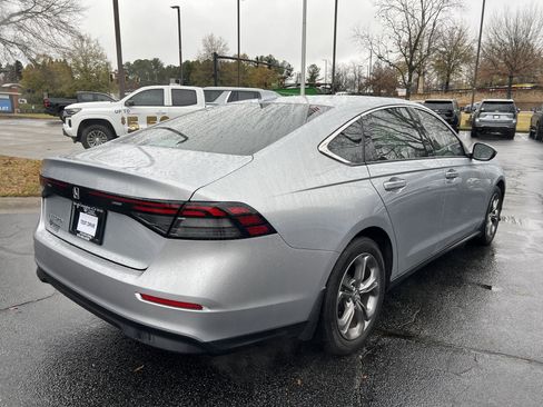Used 2024 Honda Accord EX image 5