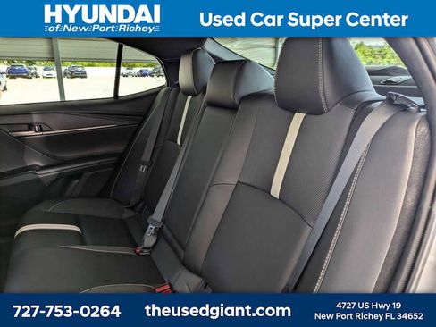 Used 2025 Toyota Camry SE FWD image 15