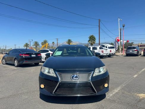 Used 2013 Lexus ES 300h w/ Luxury Pkg FWD image 14