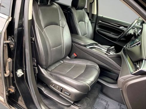 Used 2021 Buick Enclave Avenir AWD/4WD image 30